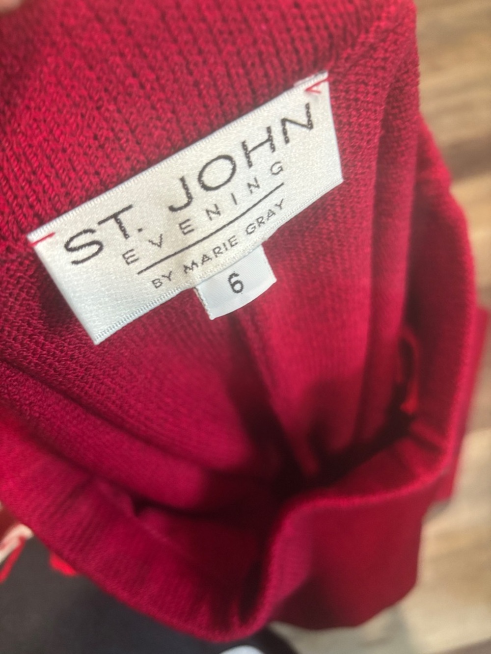 St. John Santana Knit Pants Red Pull On Pockets Wool Blend Sz 6 - Picture 3 of 3